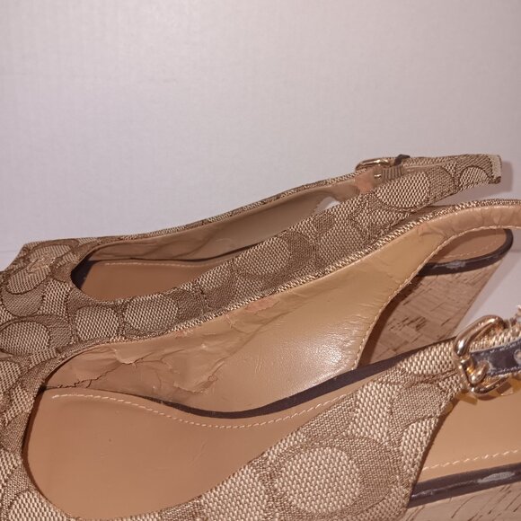 COACH INSIGNIA FERRY PEEP TOE WEDGE HEELS - Picture 9 of 12